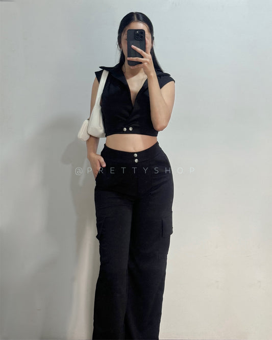 Pantalón y Crop Top con Escote