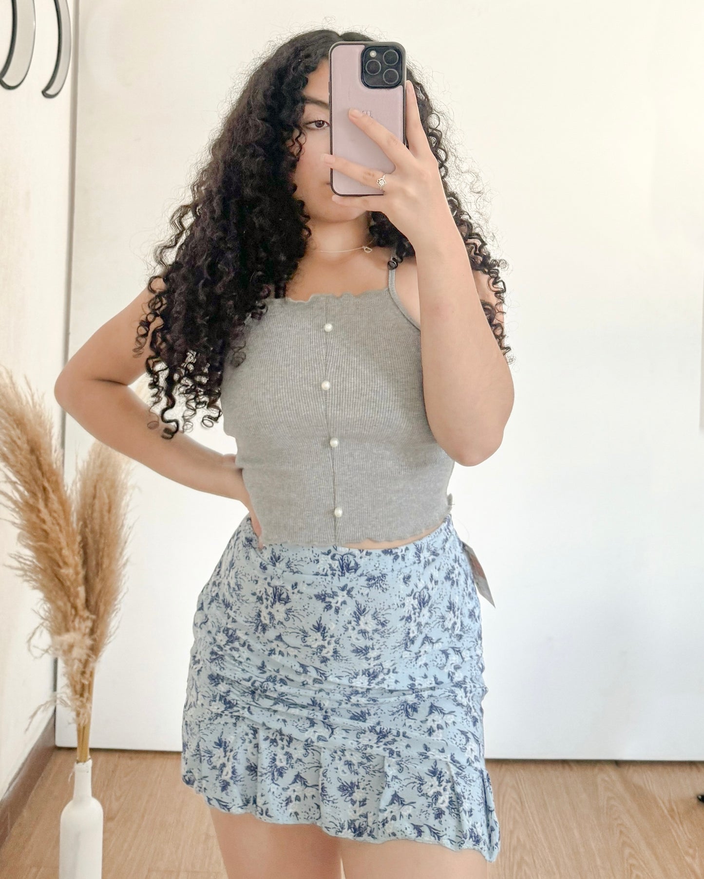 Falda De Flores Y Crop Top